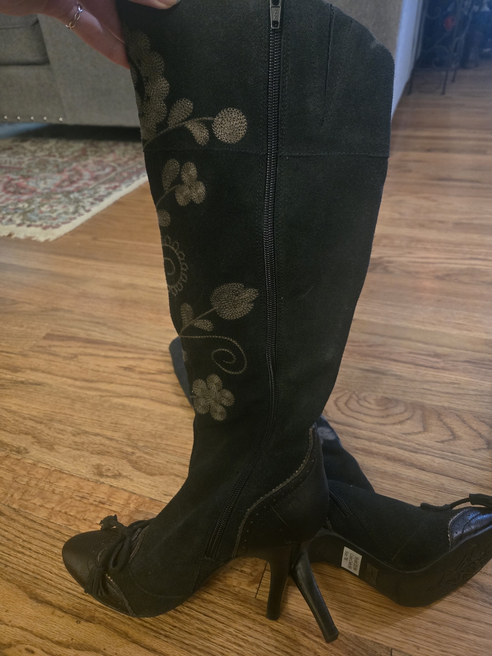 RARE Sam Edelman Black Floral Embroidered Knee Boots - Picture 2 of 8